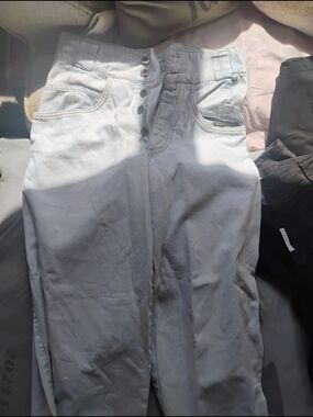 Z. Cavaricci Light Blue High-Rise Jeans with Button Fly Size 29.